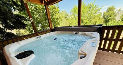 Boutique Estate - Hot Tub | Firepit | Fam Fun