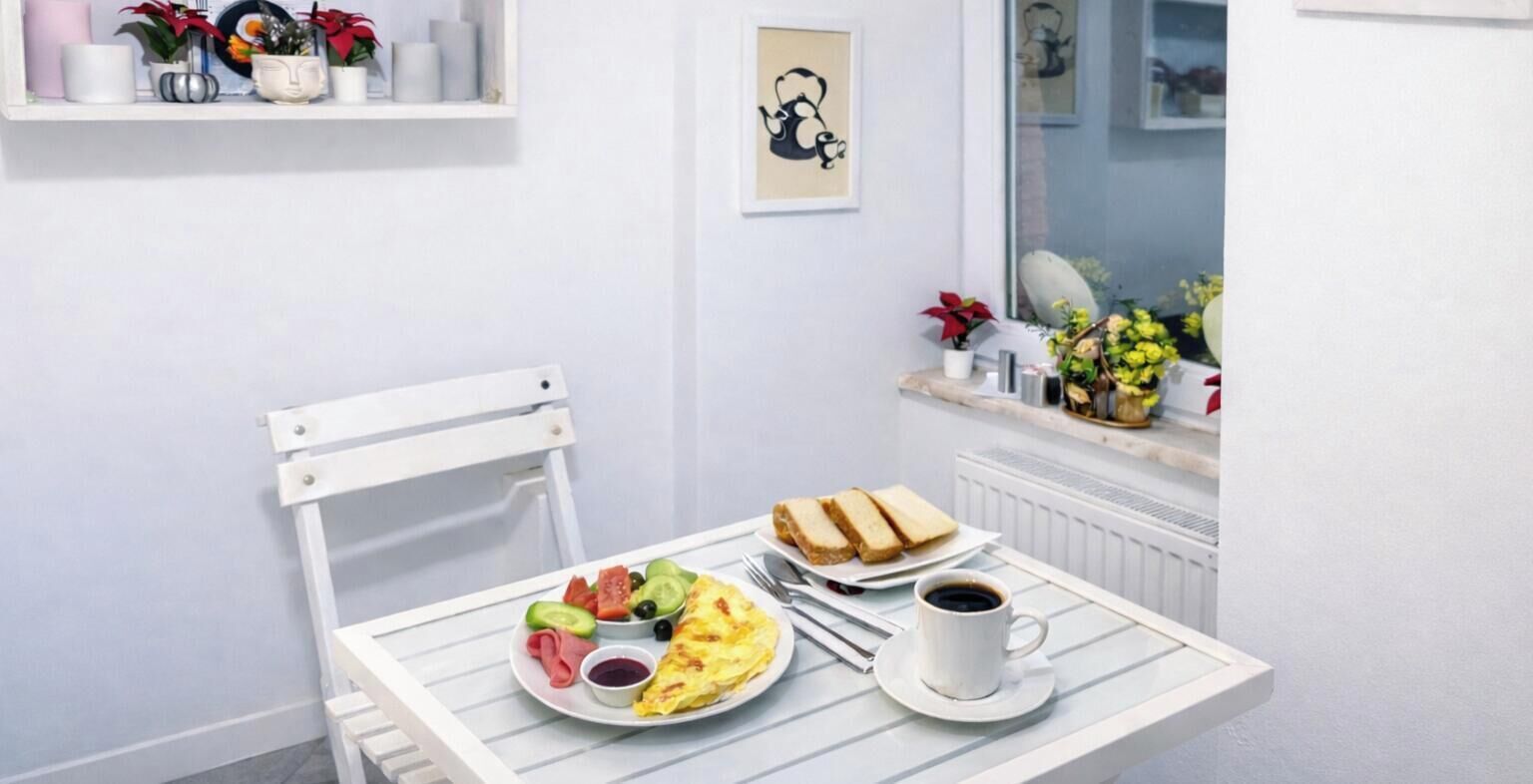 Se ofrece un desayuno completo (5 EUR por persona)