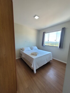 2 bedrooms, WiFi, bed sheets - 2 bedroom apartment with garage (Fábricas São João del Rei)