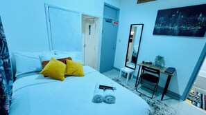 1 bedroom, iron/ironing board, WiFi, bed sheets - Cosy Studio Central London Kings Cross (London)