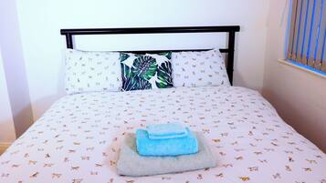 1 soverom, wi-fi (inkludert) og sengetøy