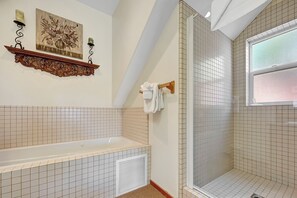 Shower, jetted tub, hair dryer