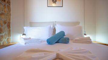 Iron/ironing board, free WiFi
