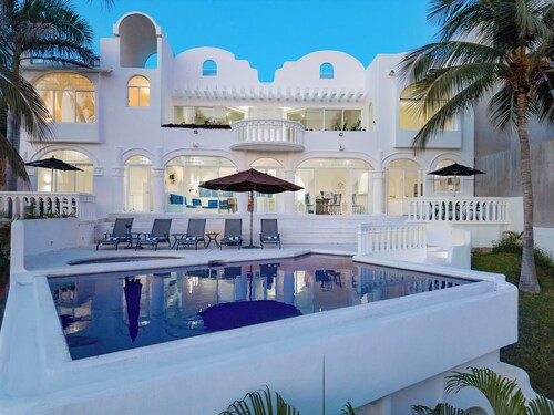 Billiard Table with Ocean Views and Private Pool