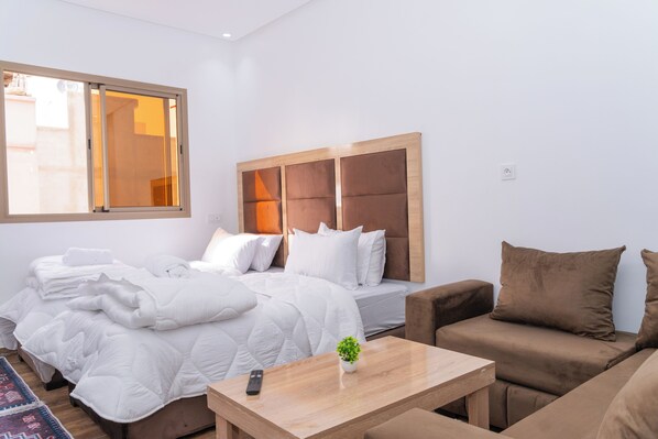 1 室のベッドルーム、WiFi、ベッドシーツ