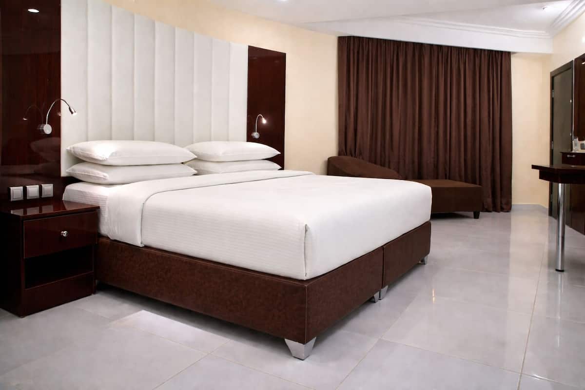 Luxury Double Room | Desk, laptop workspace, free WiFi