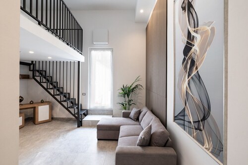 The Urban Nest Comfort Suite