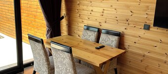 데니즈 위스투 붕갈로