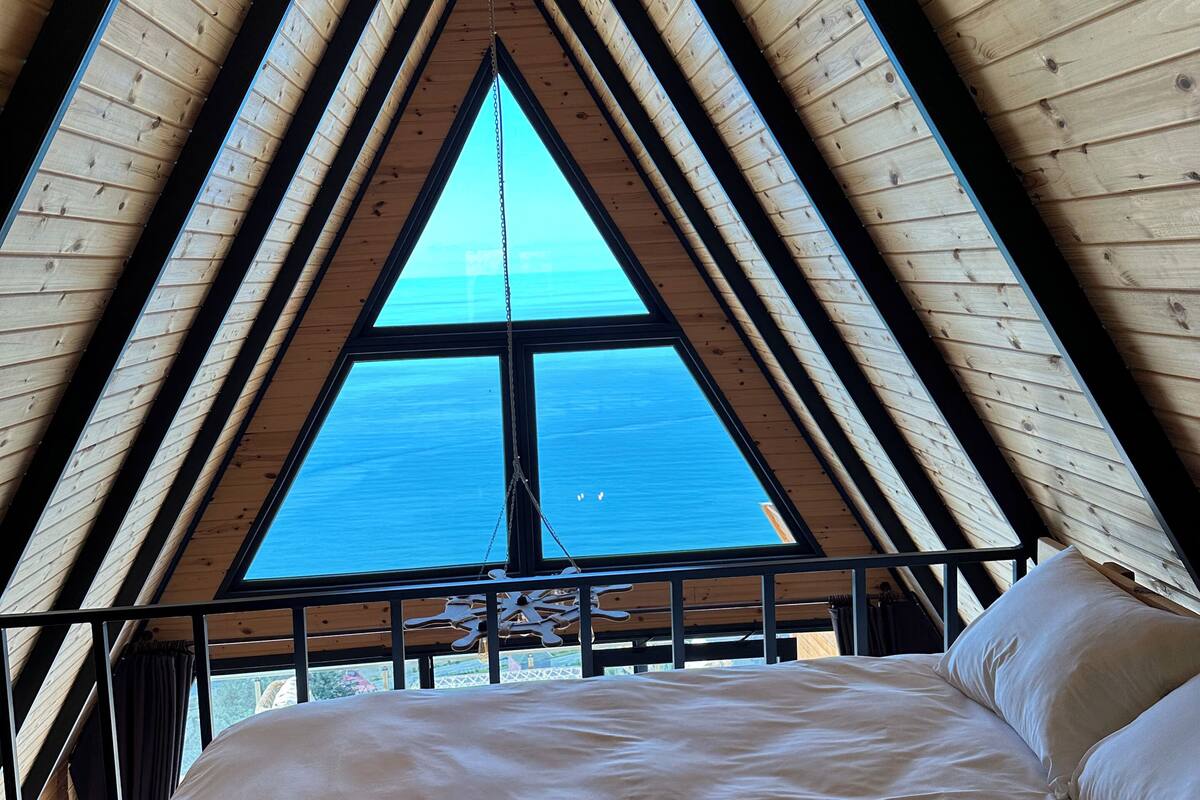 Comfort Bungalow, Sea View | Free WiFi