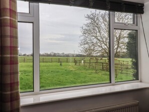 Interior - Walnut Cottage (York)