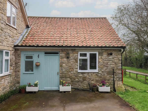 Walnut Cottage - Great Britain