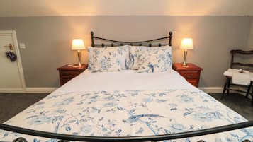 1 bedroom, individually decorated, individually furnished, free WiFi