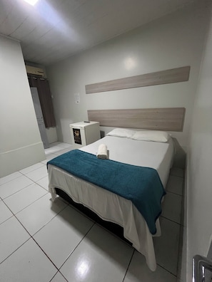 Habitación doble de uso individual | Wifi gratis 