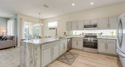 Waterfront Home w/ Private Pool: 5 Mi to Disney!