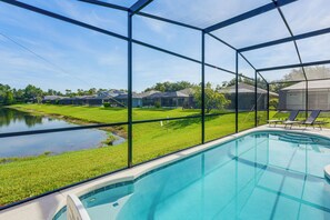 المنشأة من الداخل