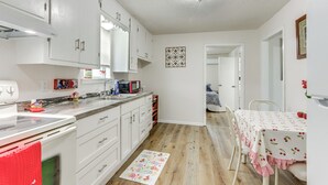 單棟房屋 (2 Bedrooms) | 內部