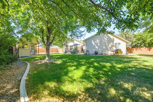 Cozy Tiny Home: 1 Mi to The Village at Meridian