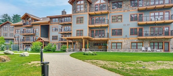 Ski-out Family Condo at Cranmore Mountain