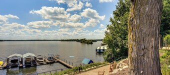 Lake Access & Community Pool: Cozy Condo in Mound