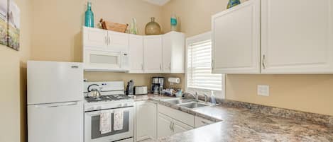 Cottage (2 Bedrooms) | Interior