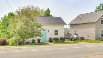 Cottage (2 Bedrooms) | Interior