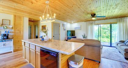 Near Table Rock Lake: Family Home w/ Deck & Views