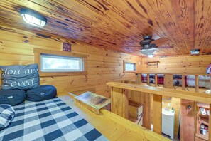 House (0 Bedroom) | Interior
