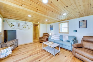 House (1 Bedroom) | Interior