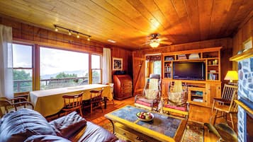 Casa (2 Bedrooms) | Interior