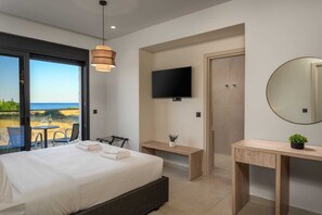 3 bedrooms, in-room safe, iron/ironing board, free WiFi