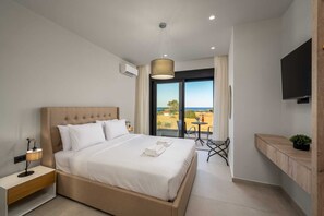 3 slaapkamers, een strijkplank/strijkijzer, gratis wifi, beddengoed