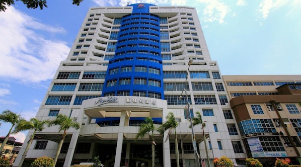 Front of property - Mega Star (Uşak)