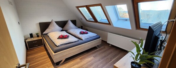 6 habitaciones, wifi y ropa de cama 