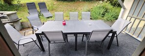Ulkoruokailutilat