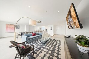Smart TV - Luxury Condo with Rooftop w/Views of Aruba (Noord)
