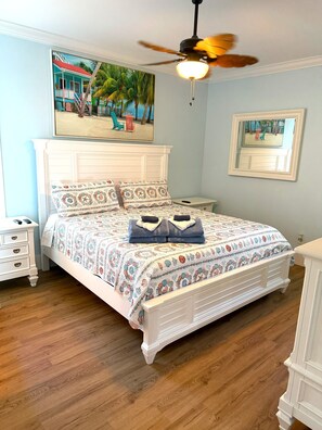 2 bedrooms, iron/ironing board, WiFi, bed sheets - Sandy Dreams, 2-bedroom dog-friendly duplex in Garden City w/fenced yard (Murrells Inlet)