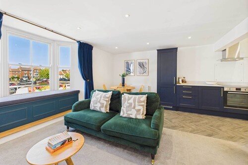 Host & Stay | Cringle Cottage