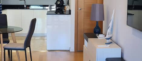 Apartment, 1 Bedroom, Accessible | Interior