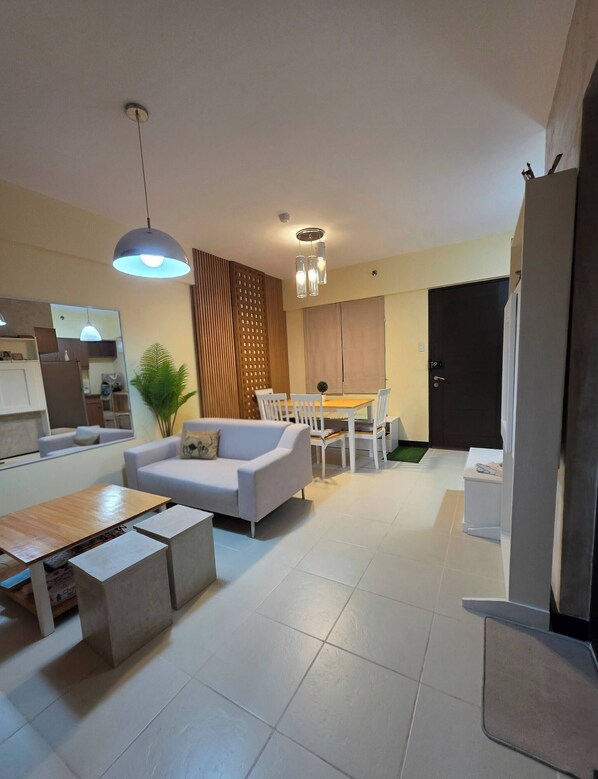 Chambre, 2 chambres, accessible aux personnes à mobilité réduite | Salle de séjour