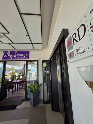 ห้องพัก, 2 ห้องนอน, พร้อมสิ่งอำนวยความสะดวกสำหรับผู้พิการ | บริเวณภายนอก