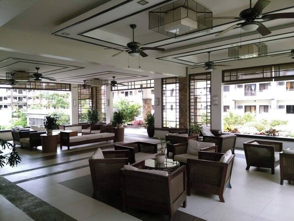 Room, 2 Bedrooms, Accessible | Lounge