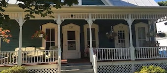 Charming 1-bedroom apartment with WiFi, AC in peaceful Allegan