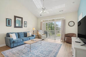 TV - Cypress Bend #932 Gorgeous Golf Course Views! (North Myrtle Beach)