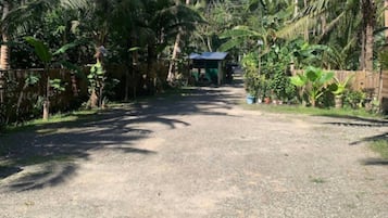 House, 2 Bedrooms, Smoking, Balcony | Property grounds