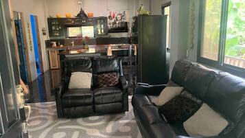 House, 2 Bedrooms, Smoking, Balcony | Living room