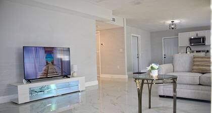 River Park Marine-House Vacation, 3B, 2B.