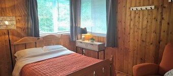 Beautiful & Peaceful 4-Bedroom Chalet – 1 Min Walk to Beach & Restaurants!