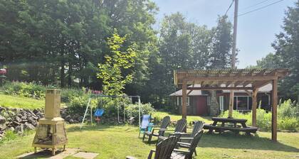 Beautiful & Peaceful 4-Bedroom Chalet â 1 Min Walk to Beach & Restaurants!