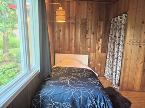 4 chambres, fer et planche à repasser, Wi-Fi, literie fournie