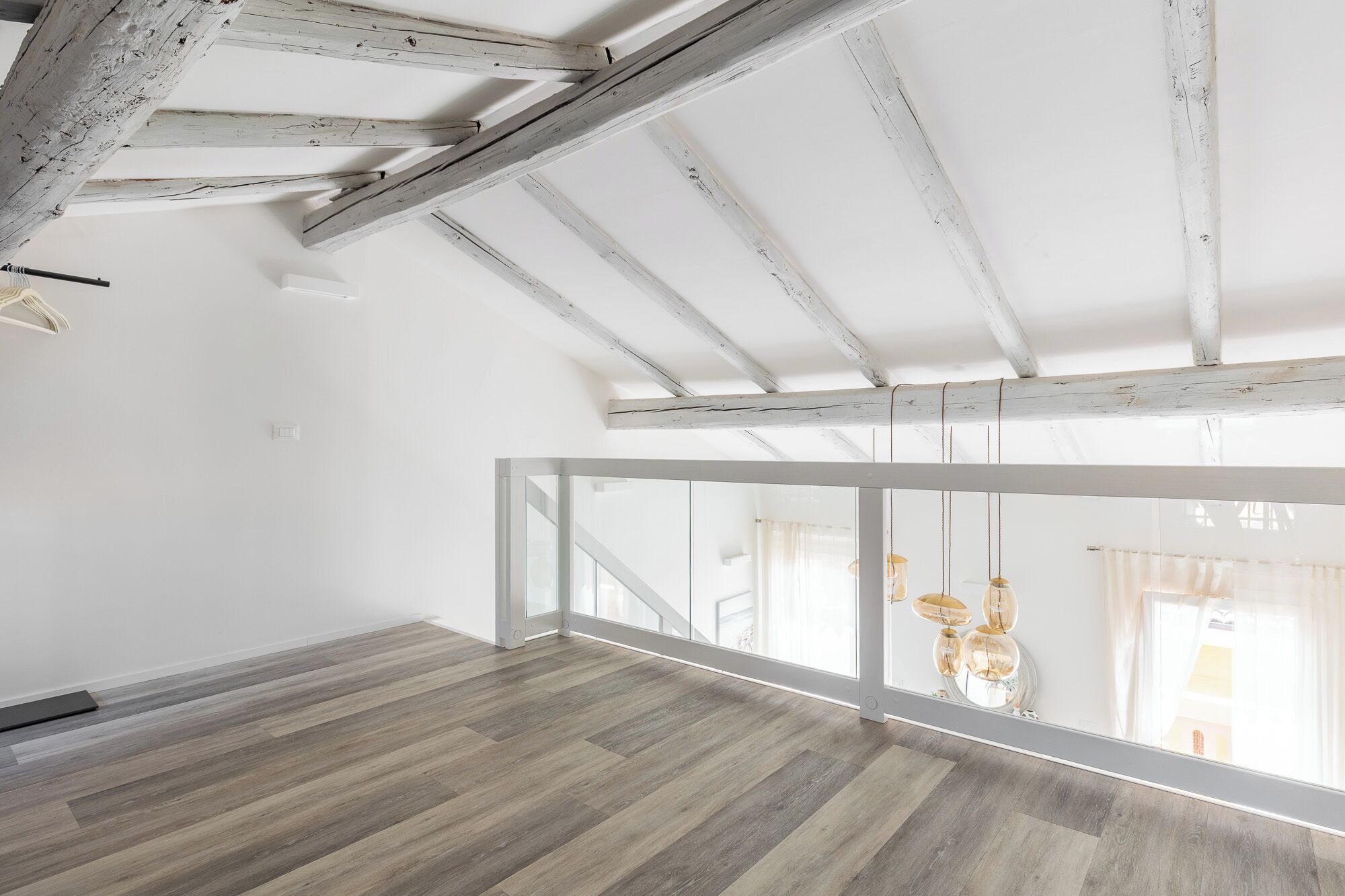 Appartement, balcon | Salle de séjour